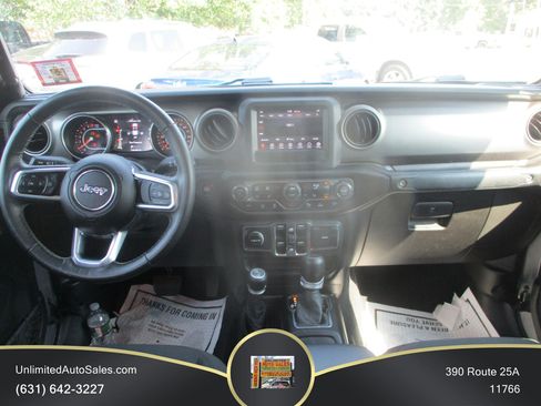 Used 2020 Jeep Gladiator Sport w/ Quick Order Package 24S AWD/4WD image 8