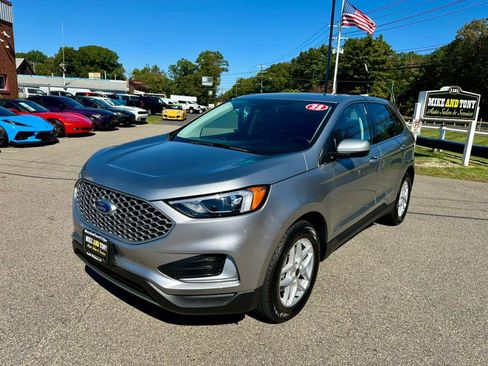 Used 2023 Ford Edge SEL image 1
