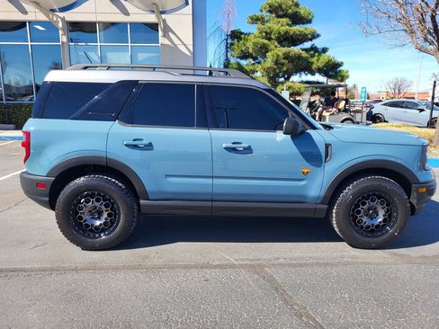 Used 2021 Ford Bronco Sport Badlands image 2