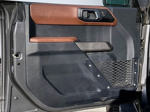 Used 2022 Ford Bronco Outer Banks w/ Sasquatch Package image 24