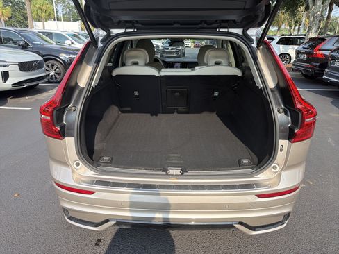 Certified 2024 Volvo XC60 B5 Plus w/ Protection Package Premier AWD/4WD image 34