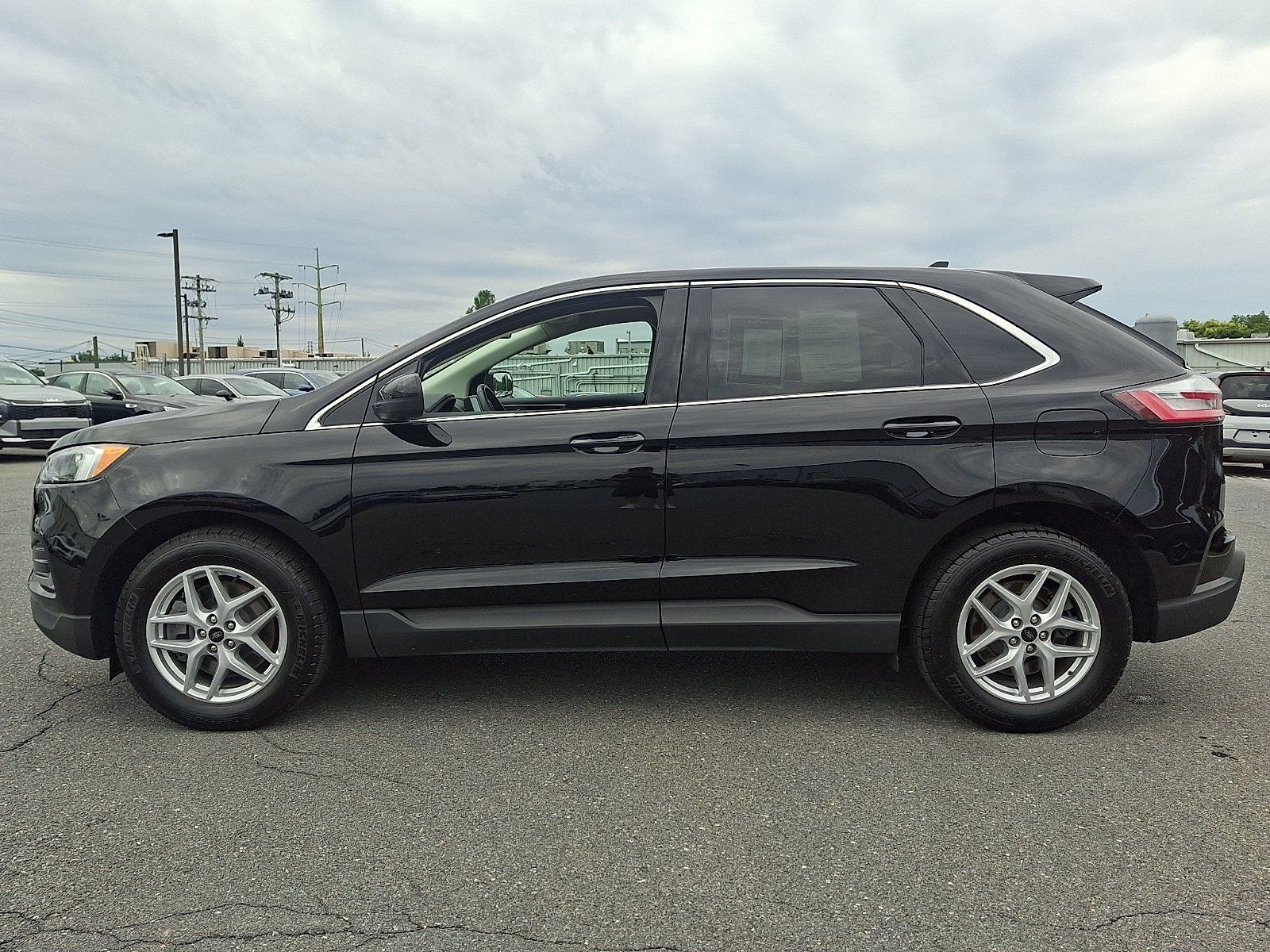 Used 2024 Ford Edge SEL w/ Convenience Package AWD/4WD image 7