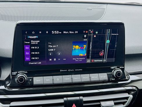 Used 2023 Kia Seltos EX image 11