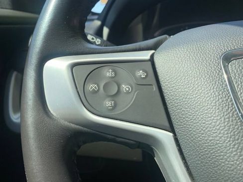 Used 2021 GMC Terrain SLE w/ Driver Convenience Package FWD image 21