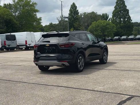 Certified 2024 Chevrolet Blazer LT w/ Convenience Package FWD image 8