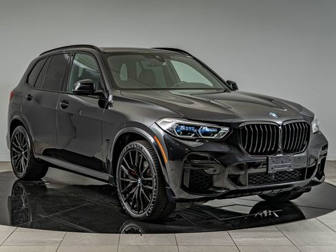 Used 2023 BMW X5 xDrive40i w/ Executive Package AWD/4WD image 3