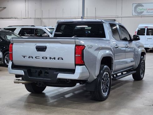 Used 2024 Toyota Tacoma TRD Sport RWD image 8