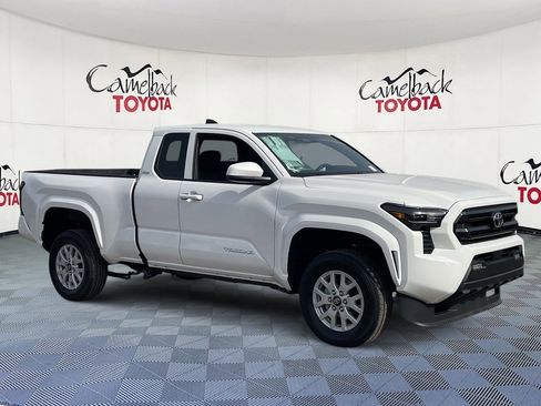 New 2025 Toyota Tacoma SR5 image 3