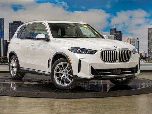 Used 2024 BMW X5 xDrive40i w/ Premium Package AWD/4WD image 1