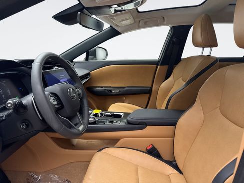 Used 2025 Lexus RZ 300e w/ Cold Area Package FWD image 9