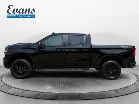 Used 2026 Chevrolet Silverado 1500 LT Trail Boss w/ LT Trail Boss Premium Package AWD/4WD image 3