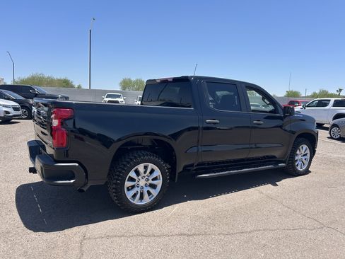 Used 2022 Chevrolet Silverado 1500 Custom w/ Safety Confidence Package RWD image 4