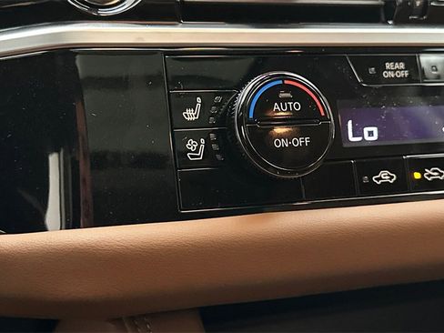 New 2025 Nissan Pathfinder Platinum w/ Cargo Package image 21