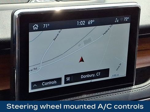 Used 2022 Lincoln Corsair Reserve w/ Luxury Package image 12