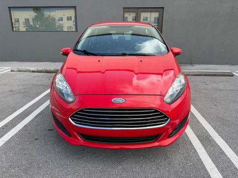 Used 2015 Ford Fiesta SE FWD image 6