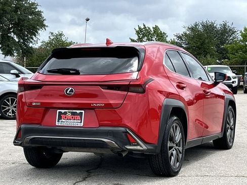 Used 2019 Lexus UX 200 F Sport FWD image 2