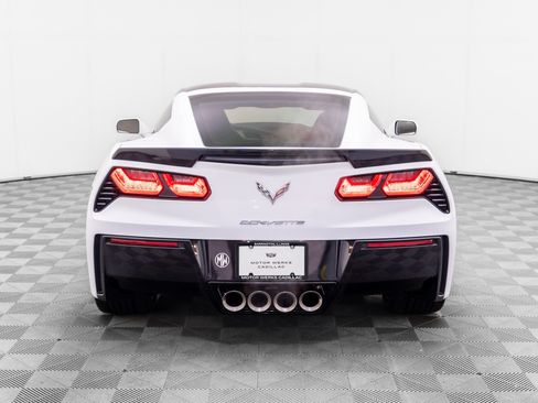 Used 2019 Chevrolet Corvette Stingray Coupe w/ Battery Protection Package RWD image 4