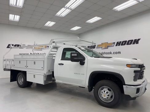 New 2025 Chevrolet Silverado 3500 W/T w/ WT Convenience Package image 3