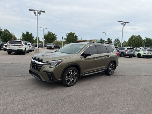 Certified 2024 Subaru Ascent Limited w/ Technology Package AWD/4WD image 1