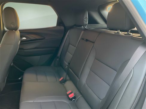 Used 2025 Chevrolet TrailBlazer RS w/ Convenience Package image 13