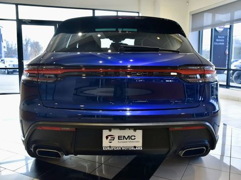 Used 2023 Porsche Macan Base image 5