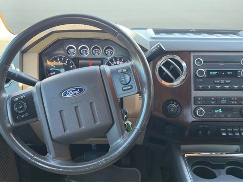 Used 2012 Ford F250 Lariat w/ Chrome Pkg AWD/4WD image 12