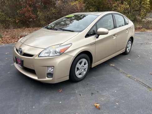 Used 2011 Toyota Prius Two image 7