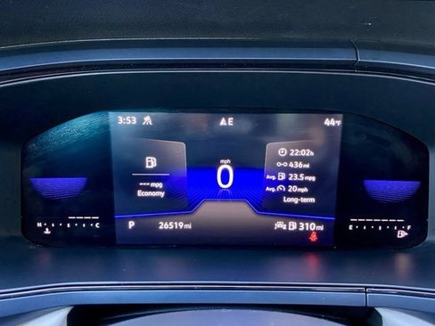 Used 2023 Volkswagen Taos SE image 14