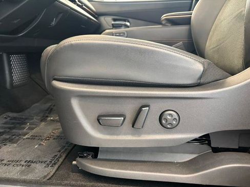 Certified 2025 Nissan Ariya AWD image 16