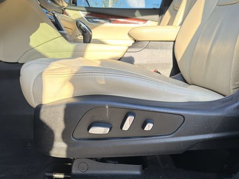 Used 2019 Cadillac XT5 Luxury FWD image 22