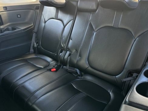 Certified 2023 Honda Pilot EX-L image 16