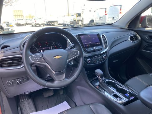 Used 2023 Chevrolet Equinox Premier image 32