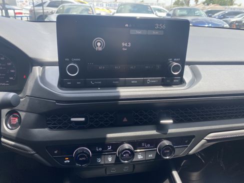 Used 2025 Honda Accord SE image 17