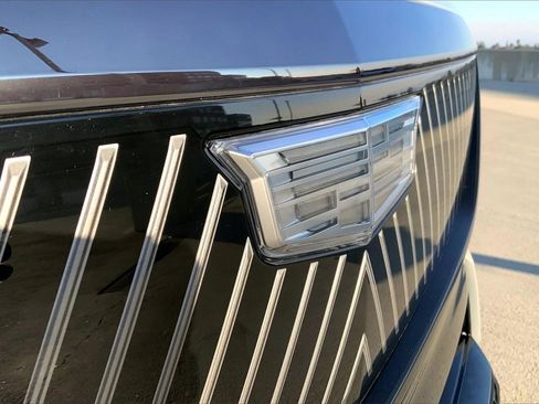 New 2026 Cadillac Escalade IQL Sport 1 w/ LPO, ONYX Package image 37