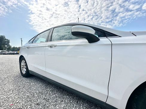 Used 2016 Ford Fusion S FWD image 14