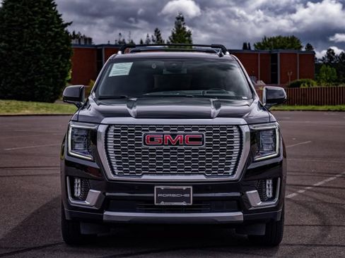 Used 2024 GMC Yukon XL Denali AWD/4WD image 34