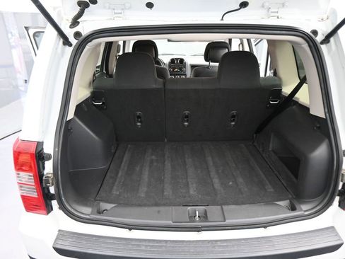 Used 2015 Jeep Patriot Sport w/ Power Value Group image 39