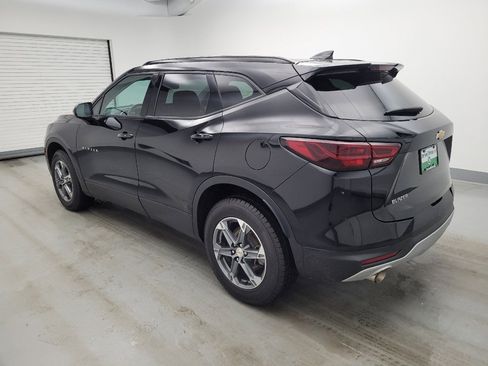 Used 2024 Chevrolet Blazer LT w/ Convenience Package FWD image 3