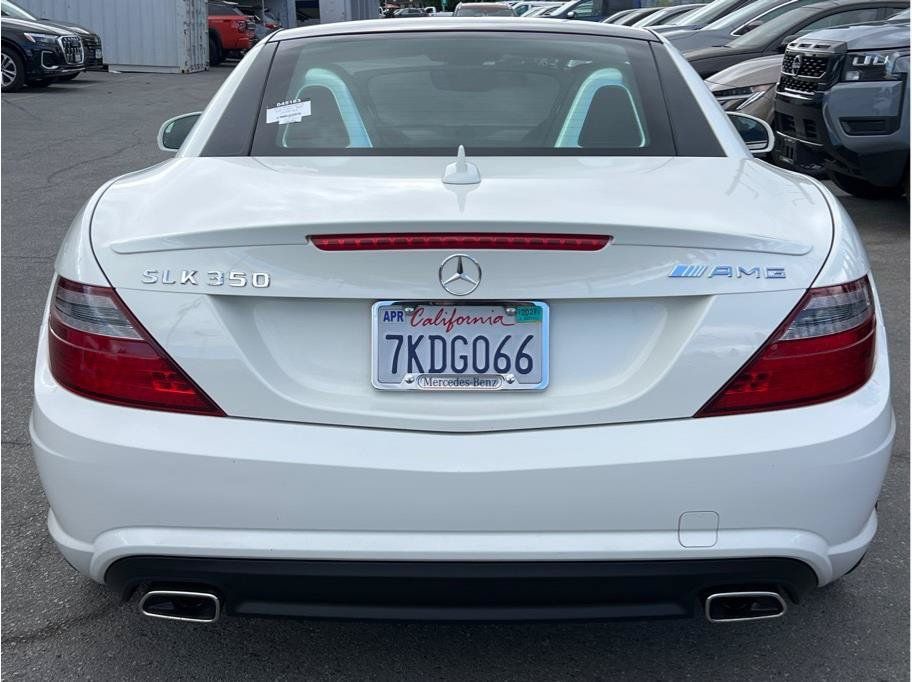 Used 2012 Mercedes-Benz SLK 350 image 4