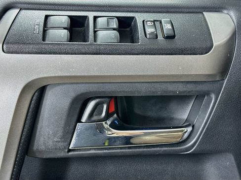 Used 2014 Toyota 4Runner Limited RWD image 21