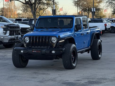 Used 2022 Jeep Gladiator Sport image 5