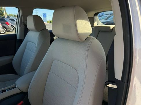 Certified 2025 Honda HR-V LX image 26
