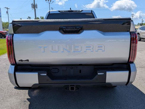 Used 2025 Toyota Tundra Platinum AWD/4WD image 9