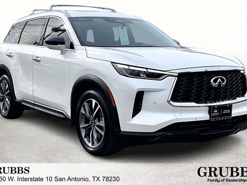 Certified 2025 INFINITI QX60 Luxe w/ Cargo Package FWD image 1