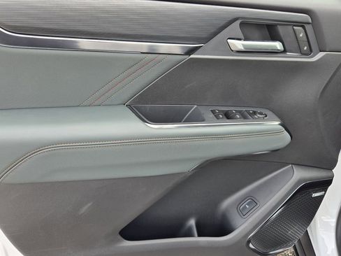 New 2026 GMC Acadia AT4 image 18