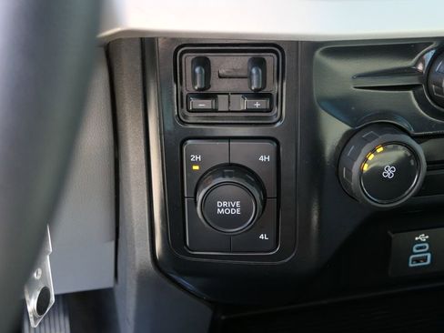 Used 2024 Ford F250 XLT image 21