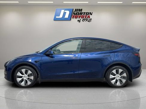 Used 2023 Tesla Model Y Long Range AWD/4WD image 8
