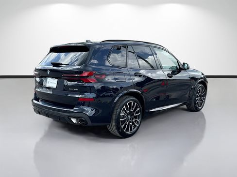New 2026 BMW X5 xDrive40i w/ M Sport Package AWD/4WD image 3