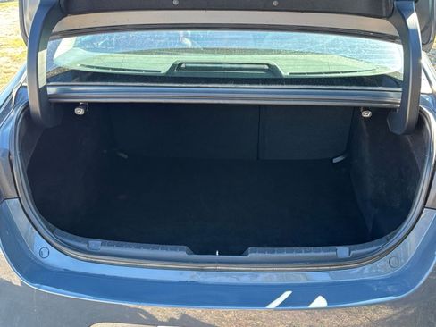 Used 2025 MAZDA MAZDA3 s image 33