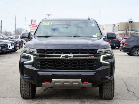 Used 2021 Chevrolet Tahoe Z71 w/ Luxury Package image 2
